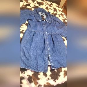 Long Sleeved Levi's jeans jacket